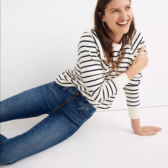 Madewell Roadtripper Jeans in Ridgefield Wash - Picture 5 of 13